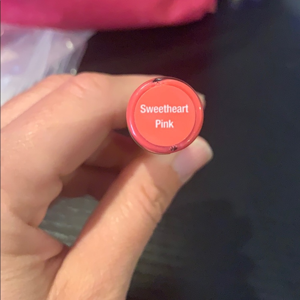 Lipsense - Picture 2 of 2